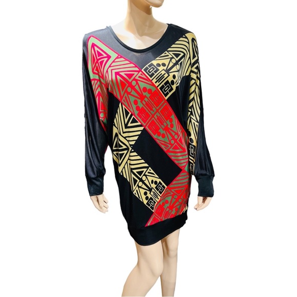 Custo Barcelona Dresses & Skirts - Custo Barcelona Midi Dress Long Sleeves Size Medium in good condition preowned